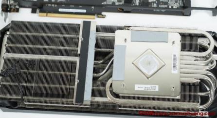 ROG Strix Radeon RX 6700 XT OC Edition评测开箱