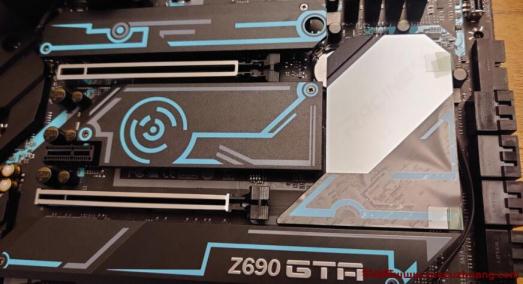 BIOSTAR RACING Z690GTA DDR4主板开箱评测