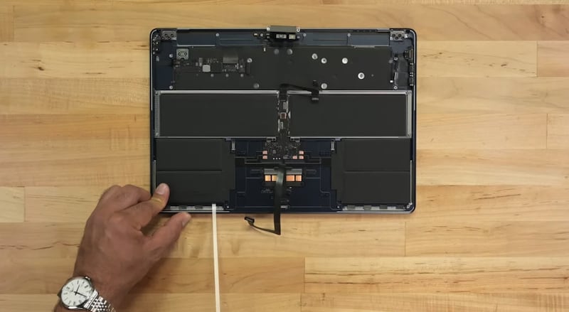 iFixit解拆15寸 MacBook Air ：来看看与13寸有什么区别